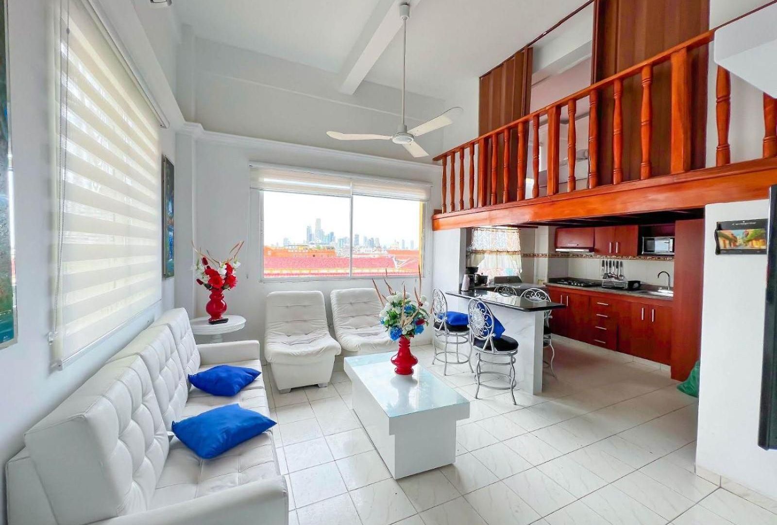 Apartamento Charming Three-bedroom Located In The Historic Walled Center Of *