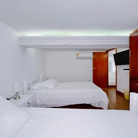 Apartamento Charming Three-bedroom Located In The Historic Walled Center Of