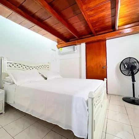 Charming Three-bedroom Located In The Historic Walled Center Of Cartagena